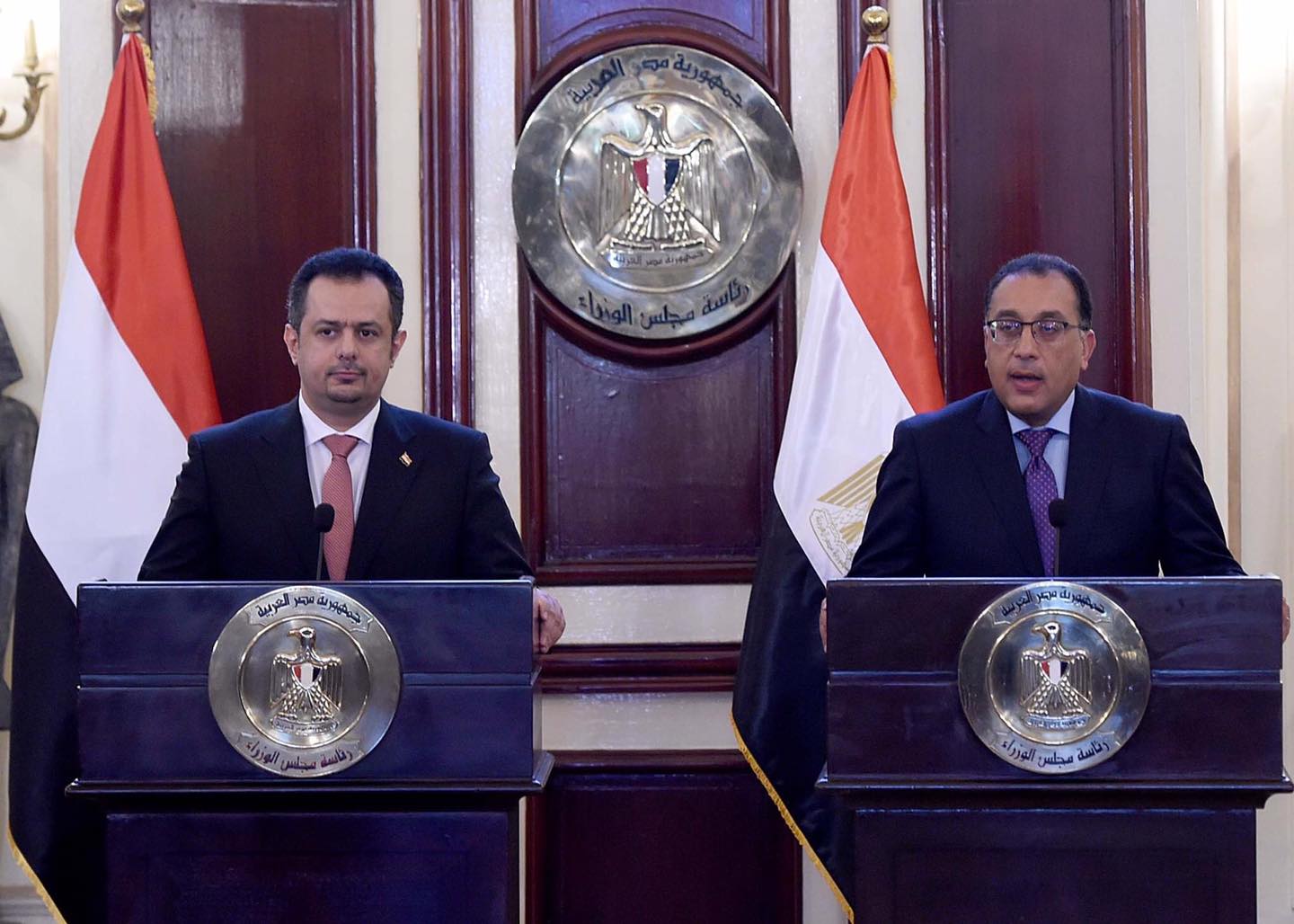مع رئيس وزراء اليمن " الدكتور معين عبد الملك" والدكتور "مصطفى مدبولى" رئيس مجلس الوزراء فى المؤتمر الصحفى عام 2020
