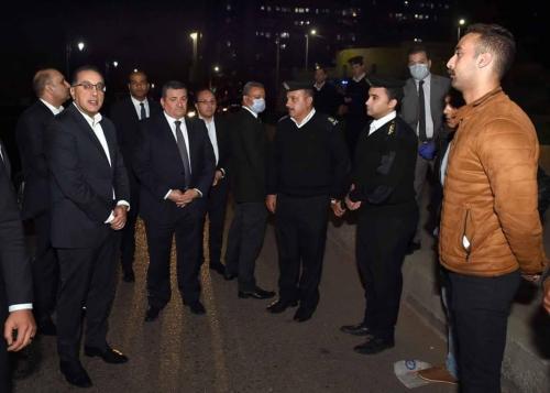 خلال جولة مع رئيس الوزراء "مصطفى مدبولى" لتفقد حظر التجول فى شوارع القاهرة عام 2020